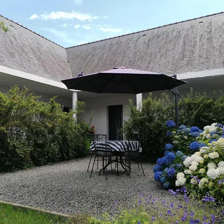 D'hotes Grace Bed & Breakfast