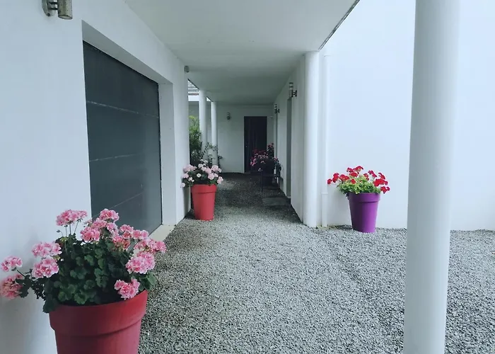 D'hotes Grace 住宿加早餐酒店 3*